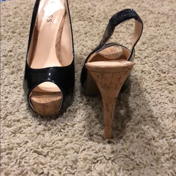 Guess peep toe heels - Picture 3 of 6